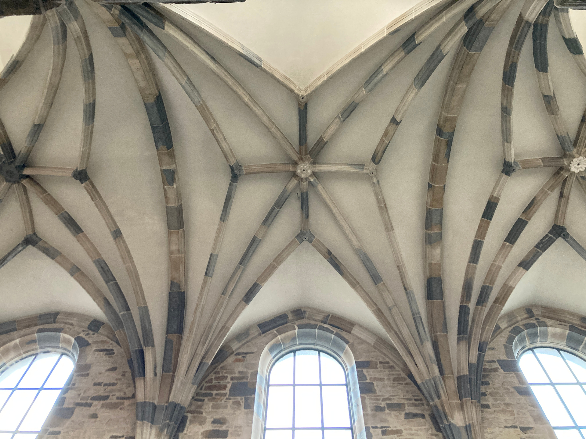 Voûtes gothiques peintes de la chapelle